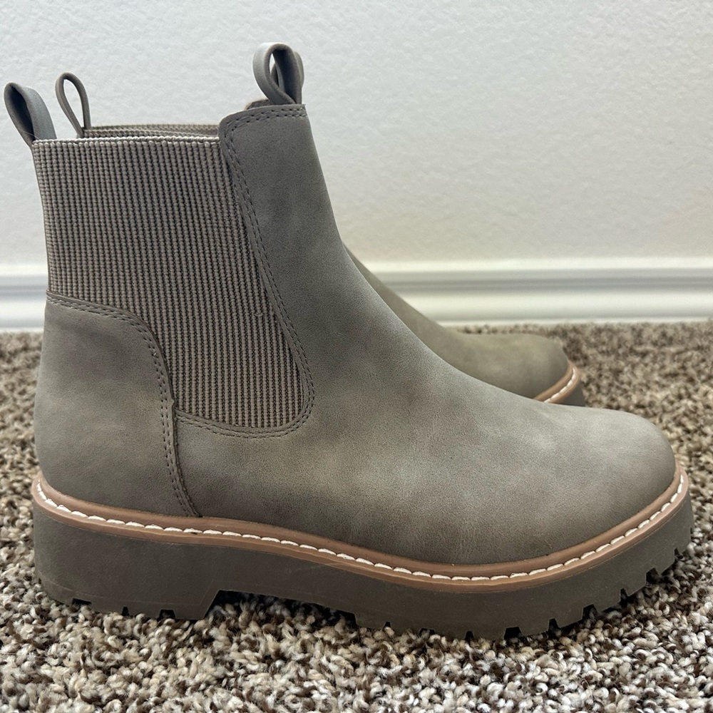 Brand New Dolce Vita Boots